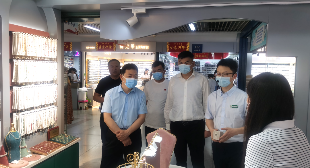 烏蘭察布市集寧區(qū)領(lǐng)導(dǎo)一行蒞臨金田陽光投資集團參觀考察 烏蘭察布市集寧區(qū)領(lǐng)導(dǎo)一行蒞臨金田陽光投資集團參觀考察